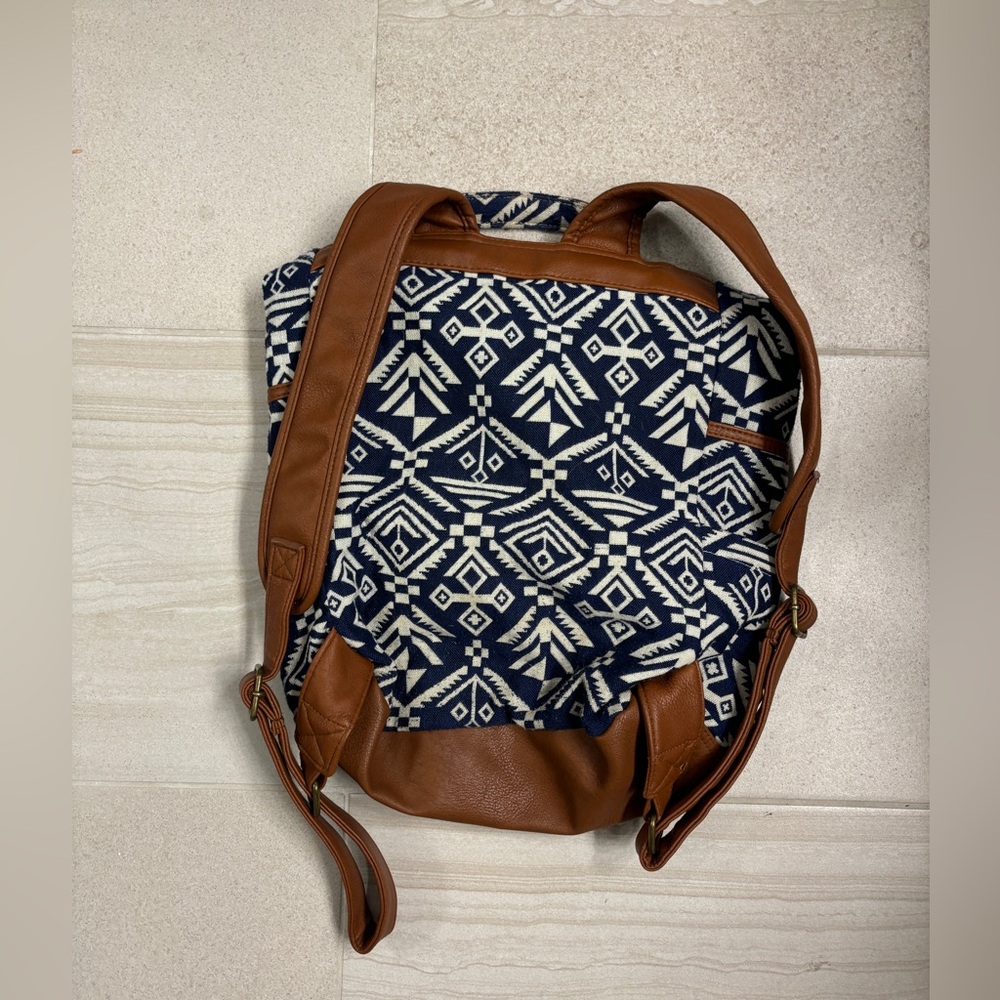 Aztec Print Soft Backpack - Picture 3 of 3